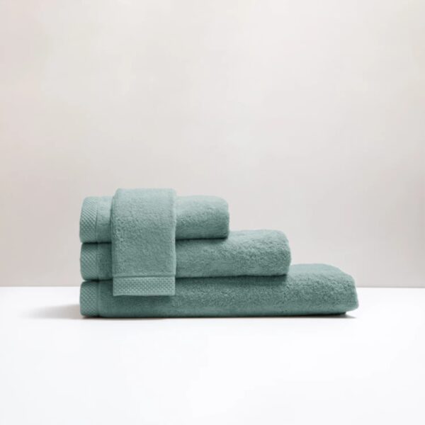serviette de bain bleu pur coton
