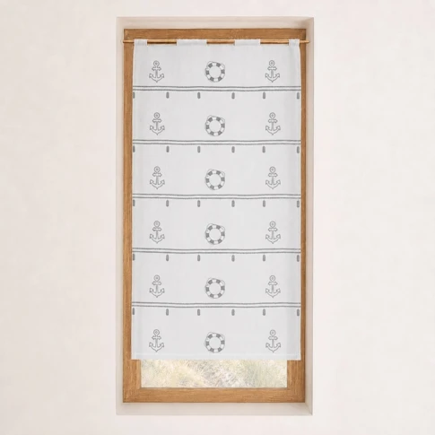 Modulares, besticktes Design mit maritimen Motiven