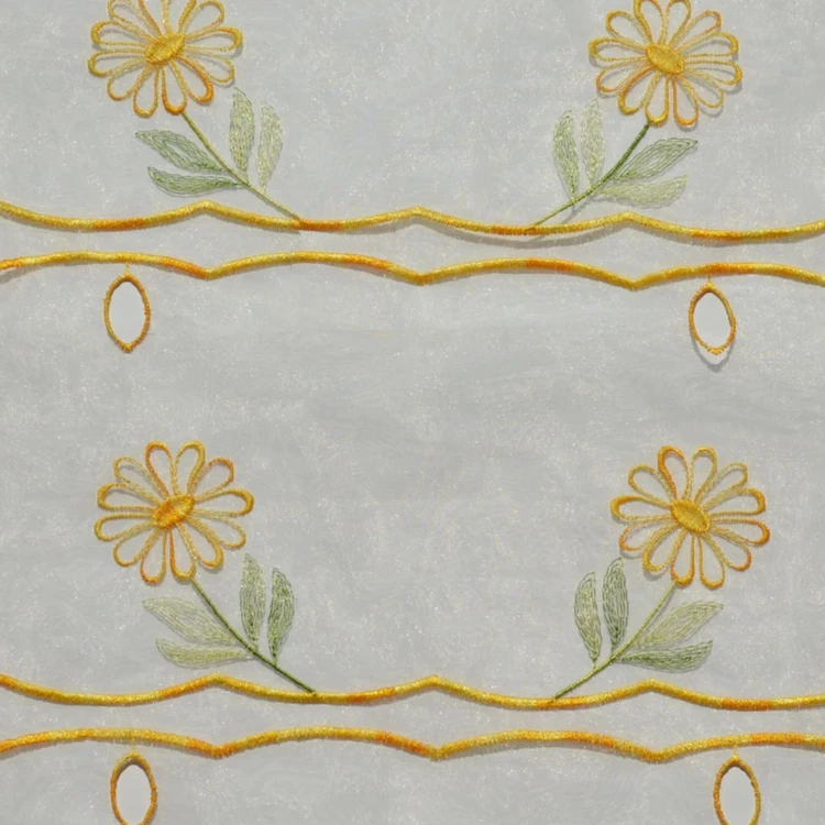 Modulable brodé à motifs fleuris