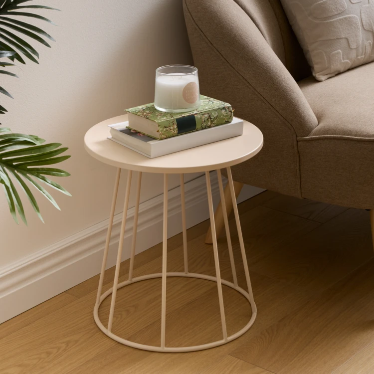Table d’appoint ronde en acier