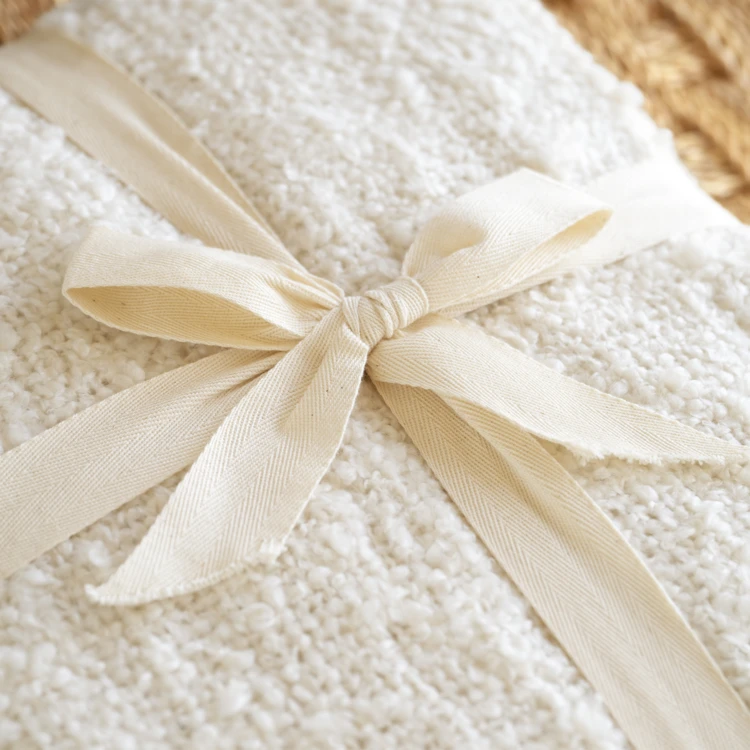 Plaid bouclette doux avec franges