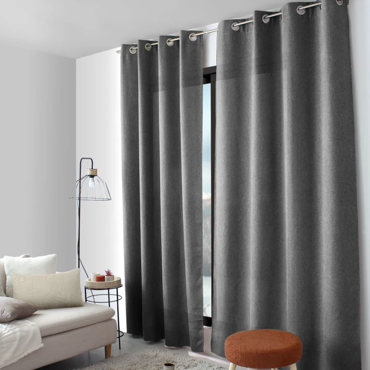 Rideau à oeillets en velours chenillé