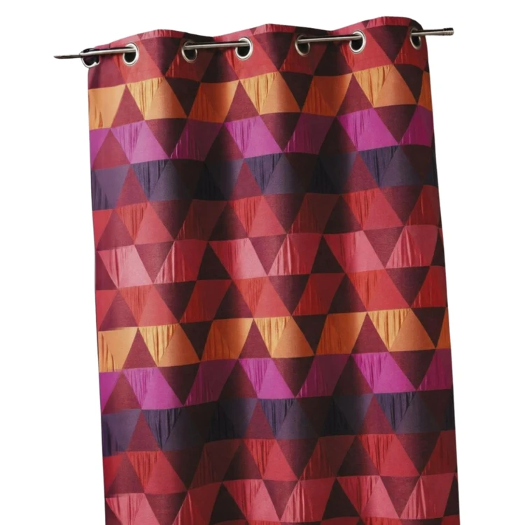 Cortina jacquard triangular