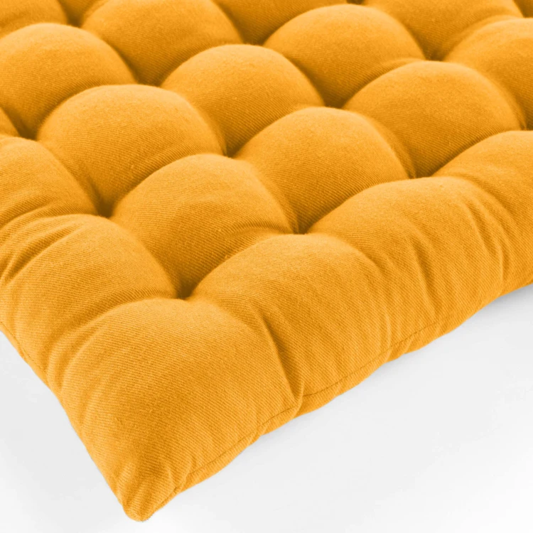 Gesteppte Sitzfläche aus Baumwolle und recyceltem Polyester
