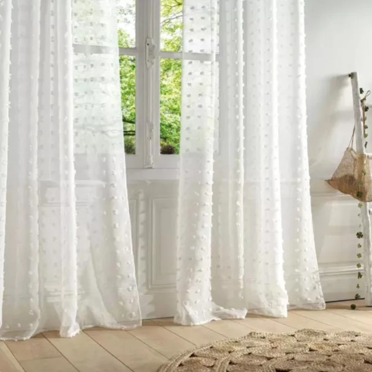 Velo per bambini con piccole nappe