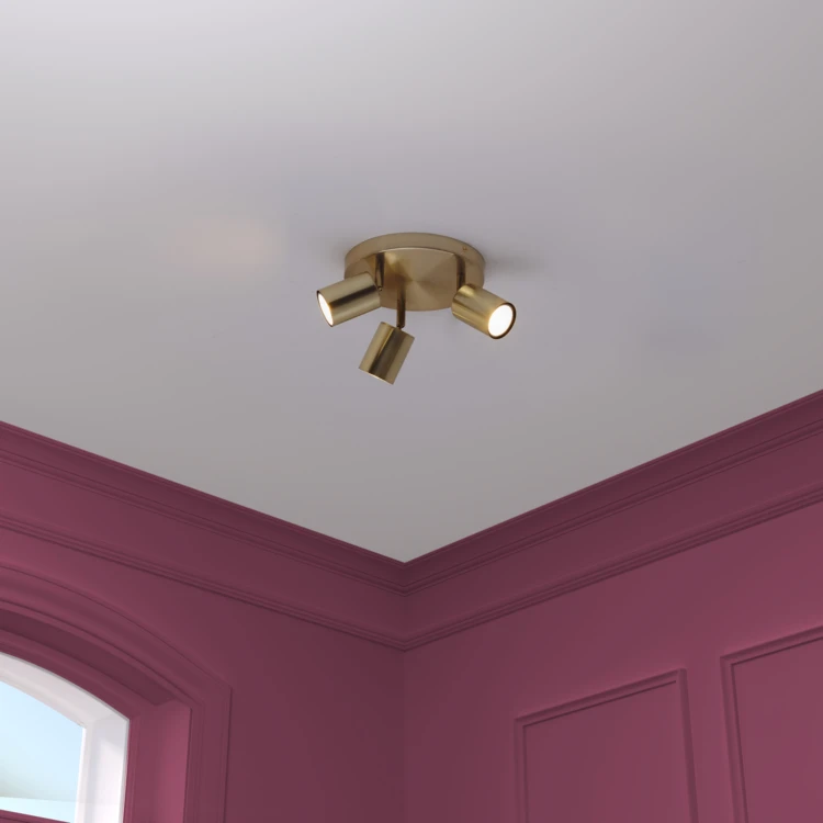 Spot plafond triple orientable