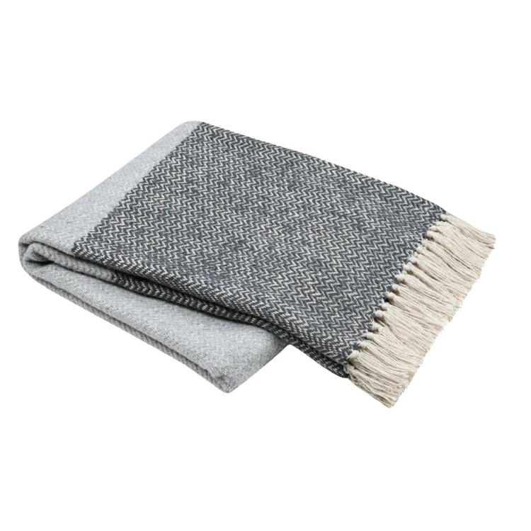 Plaid avec franges effet laine grattée bicolore