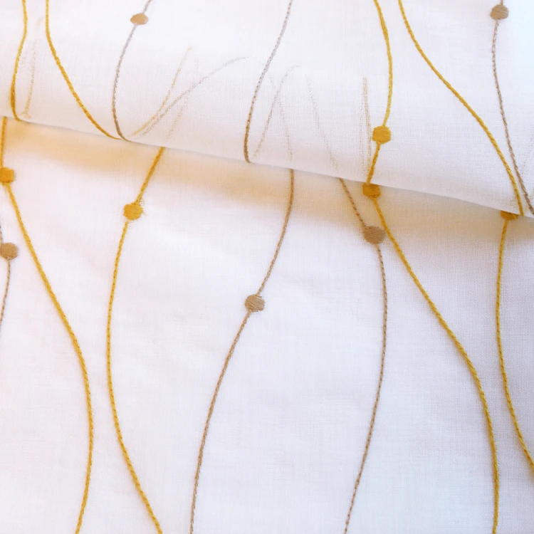 Voilage bordado com ondas e bolinhas