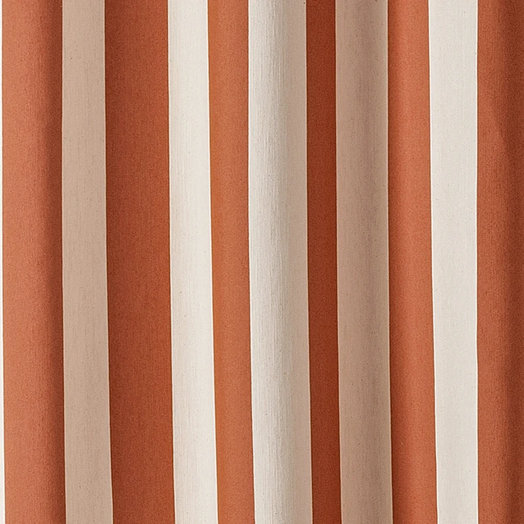 Rideau à rayures verticales en armure satin avec œillets