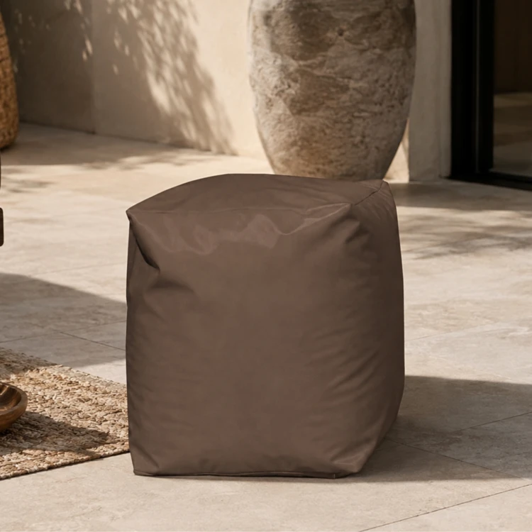 Pouf extérieur cube