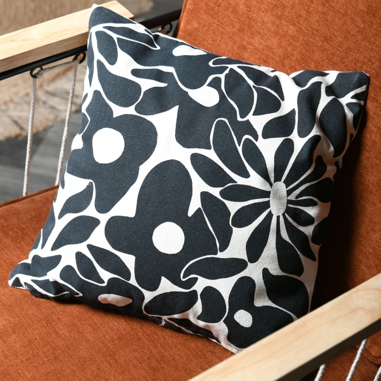 Housse de coussin imprimée graphique en coton
