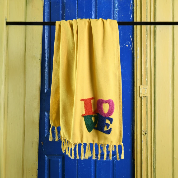 Fouta légère broderie LOVE