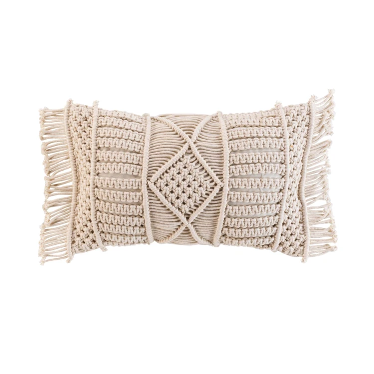 Cojín extraíble con flecos y macramé