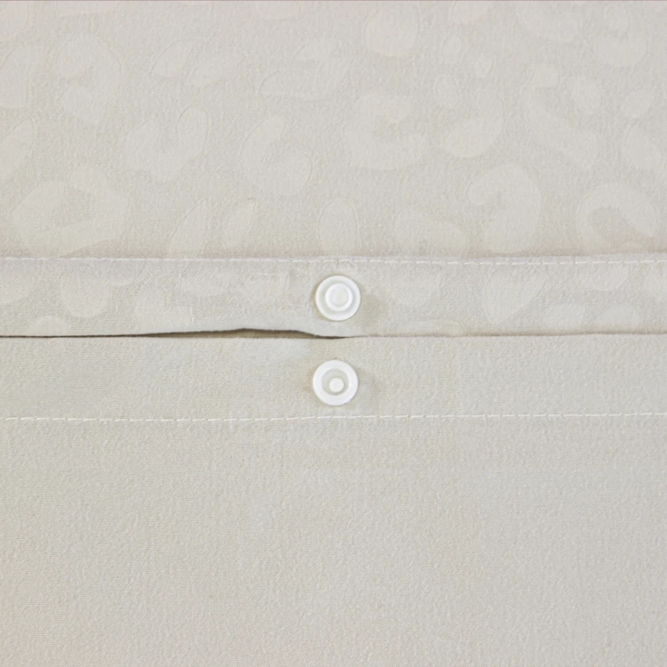 Parure de lit 3 pièces léopard microfibre housse + taies