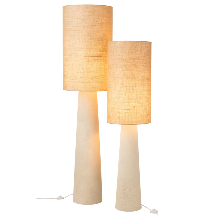 Stehlampe aus Jute und Glasfaser