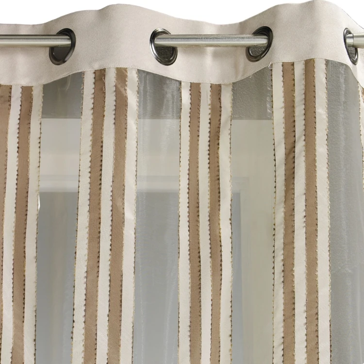 Cortina de organza transparente con rayas verticales