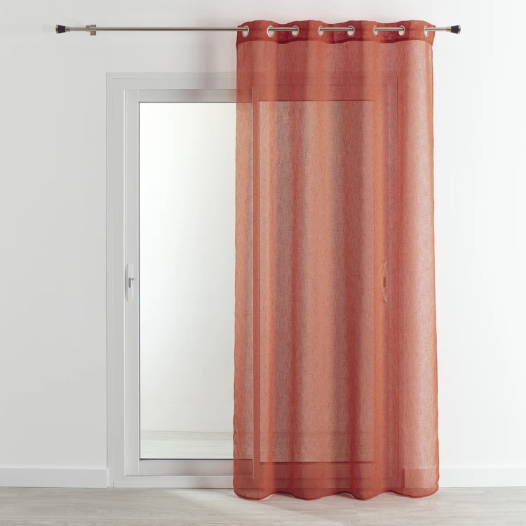 Cortinas com efeito linho