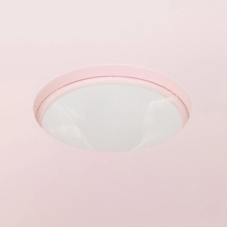 Table enfant en forme de fleur