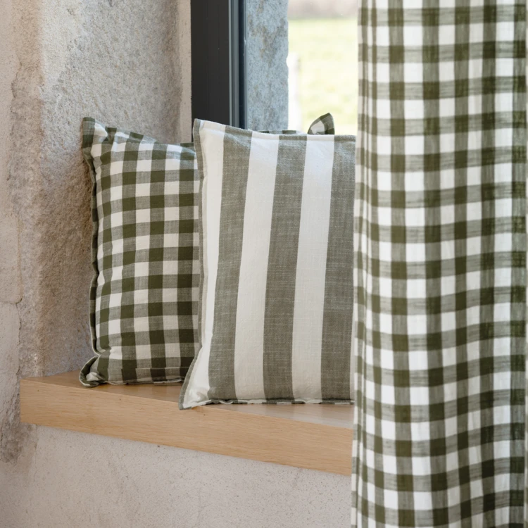 Copricuscino 100% cotone double-face a righe e percalle LOURMARIN