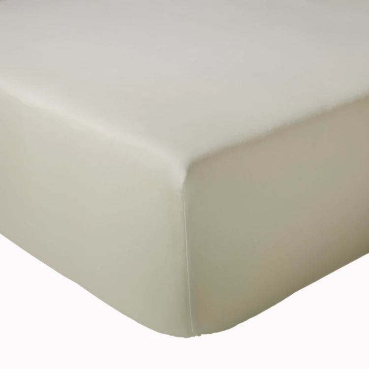 Drap-housse uni en satin de coton
