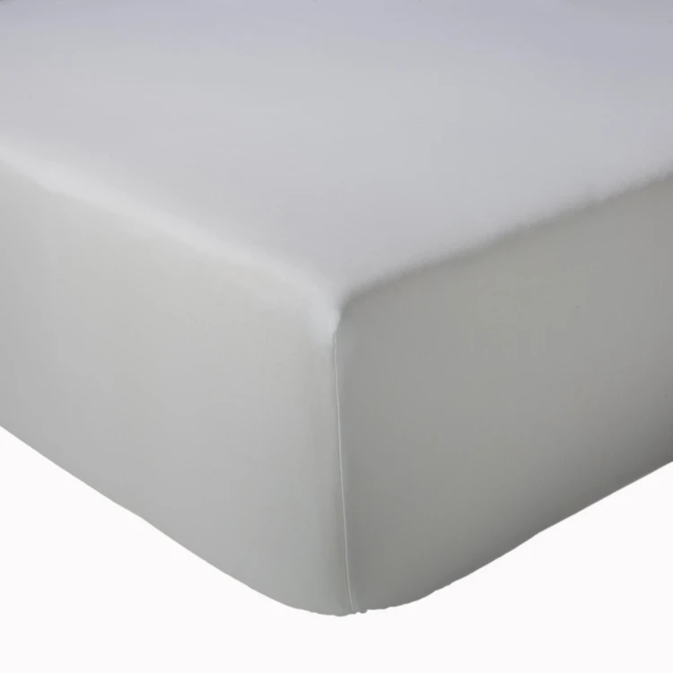 Drap-housse uni en satin de coton
