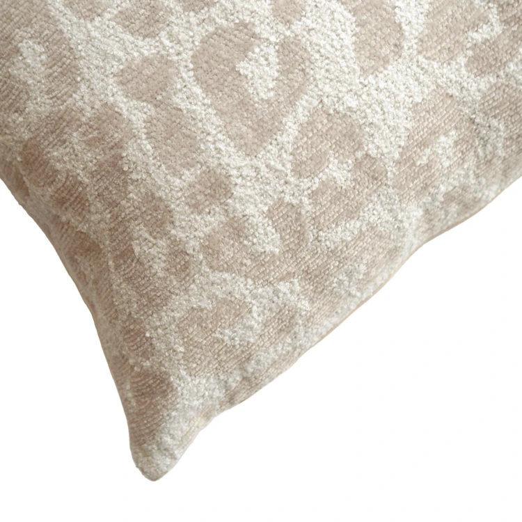 Almofada decorativa quadrada em jacquard de chenille com padrão de leopardo
