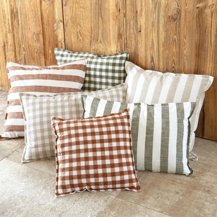 Copricuscino 100% cotone double-face a righe e percalle LOURMARIN