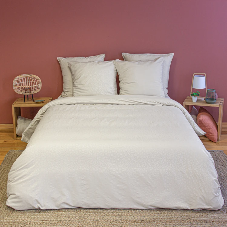 Parure de lit 3 pièces léopard microfibre housse + taies