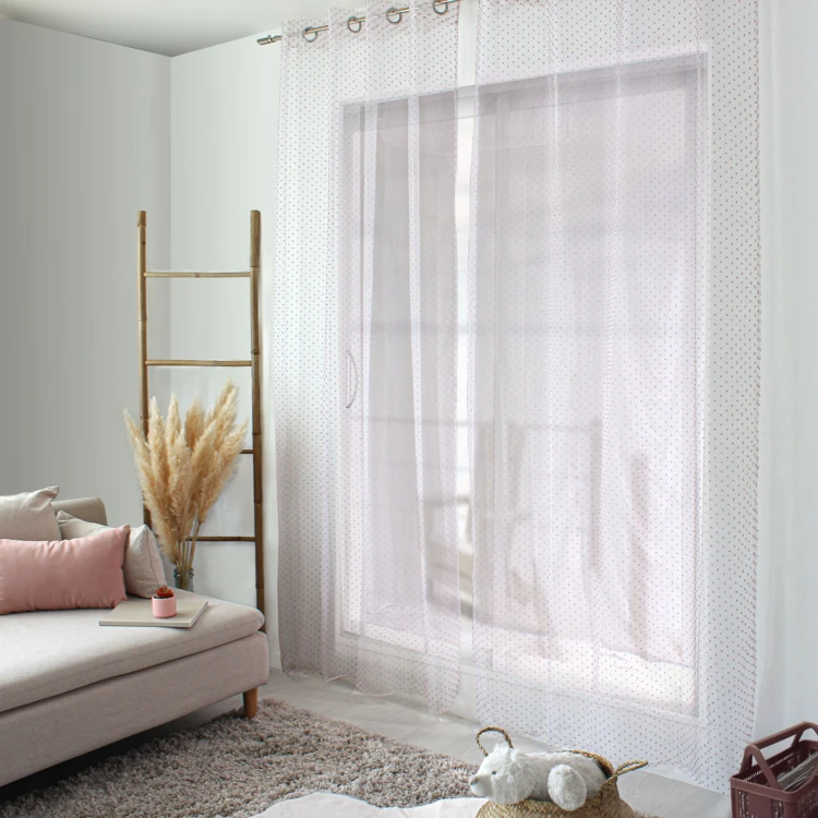 Transparenter Organza-Vorhang mit Plumetis und Ösen