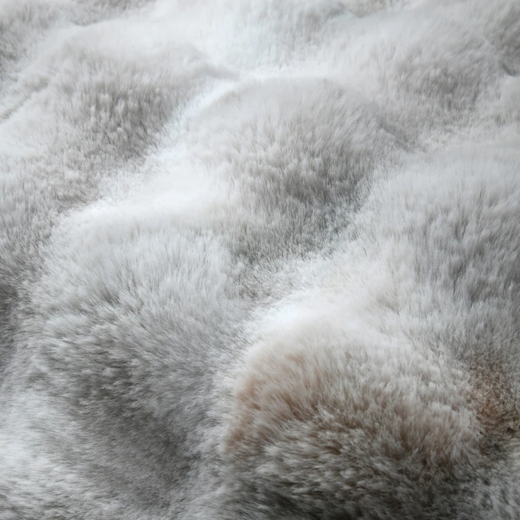 Weicher Kunstfell-Plaid