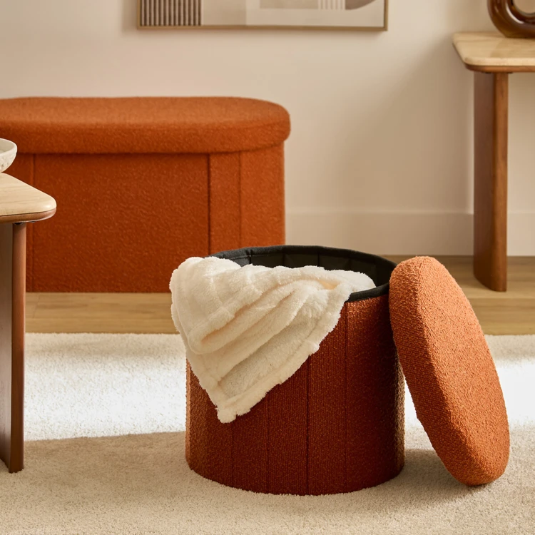Puf plegable con espacio de almacenamiento integrado