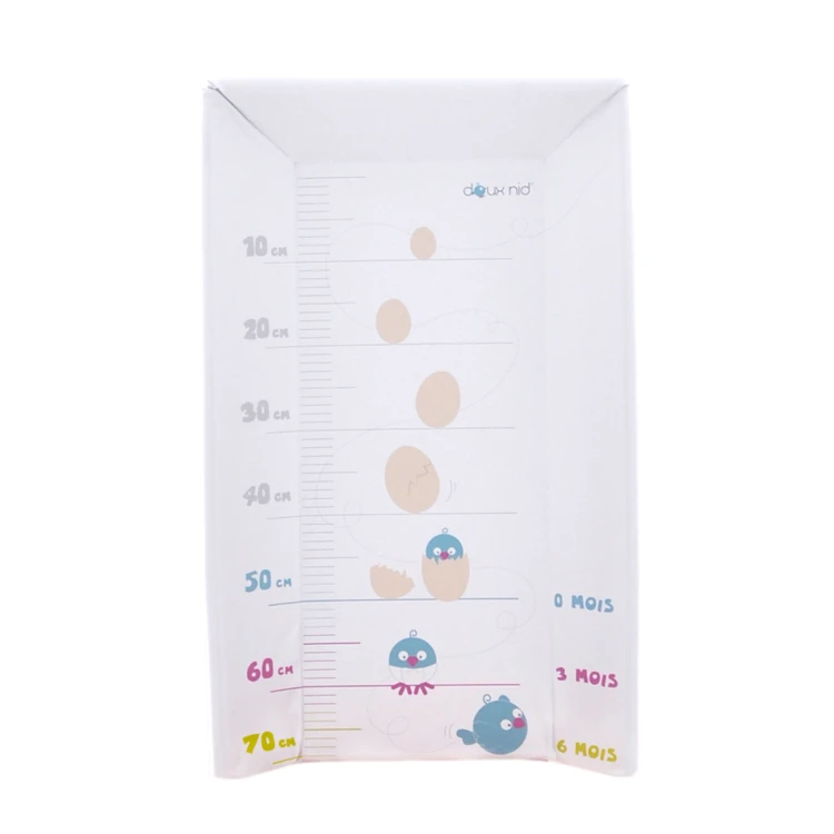 Plan à langer avec matelas intégré
