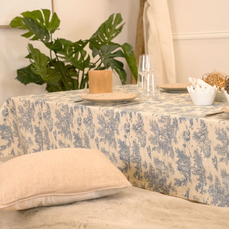 Mantel rectangular plastificado con estampado Toile de Jouy