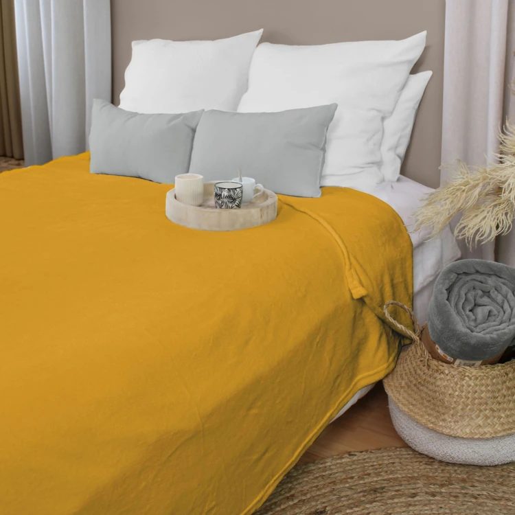 Coperta in pile semplice