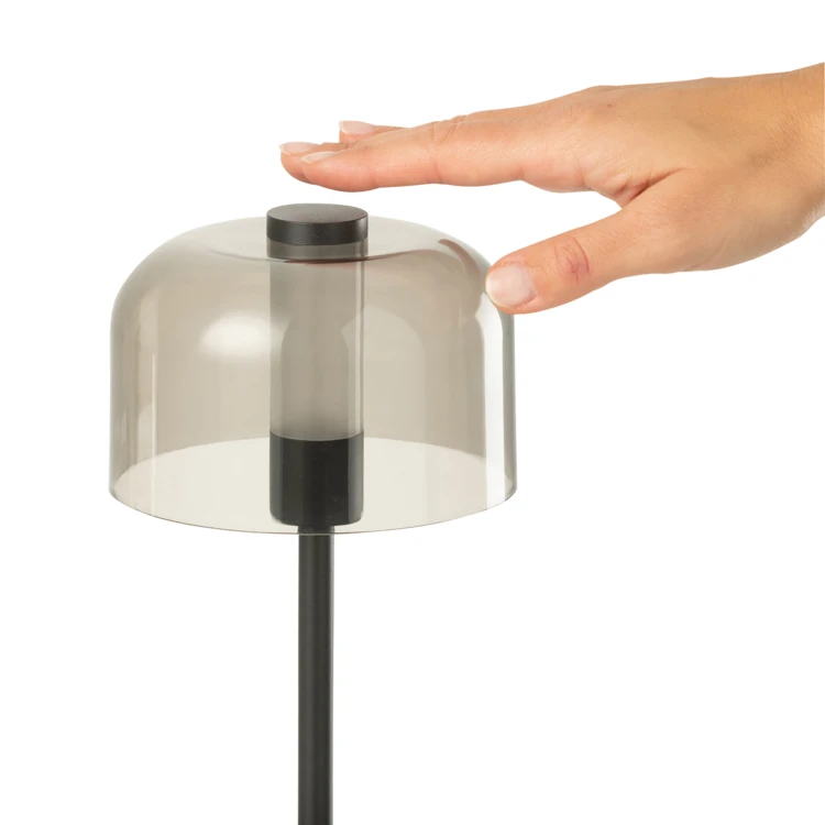 Kabellose LED-Tischlampe Design