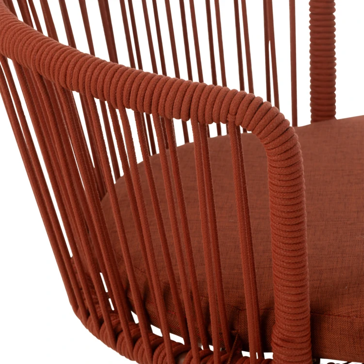 Chaise extérieure design en acier et corde