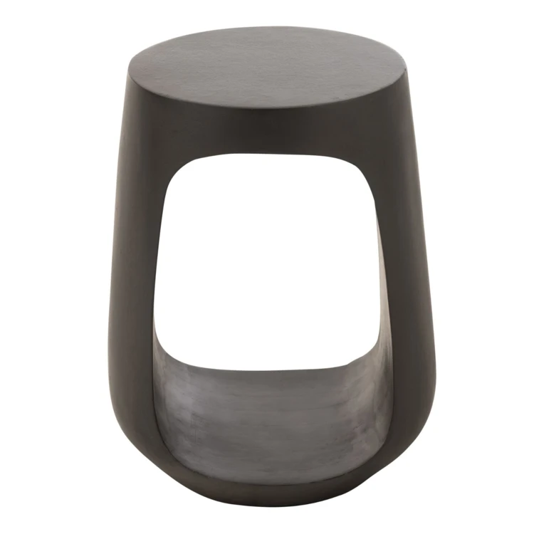 Couchtisch aus Mangoholz mit modernem Design