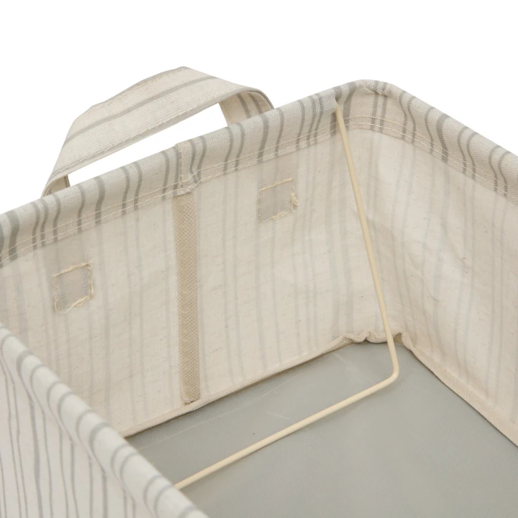 Opbergmand van polyester met stalen frame