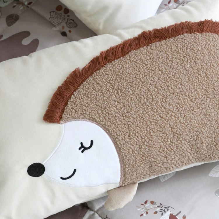 Coussin rectangulaire enfant hérisson