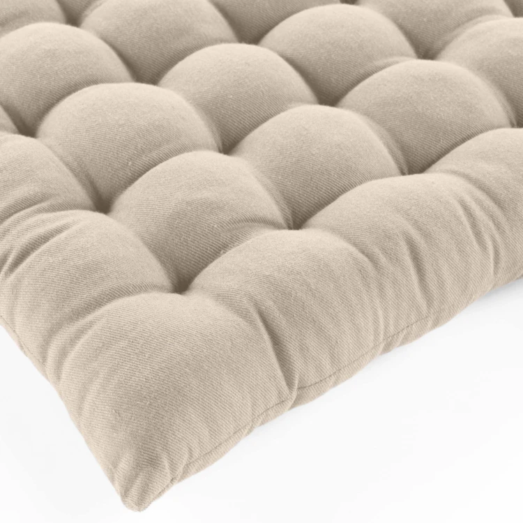Gesteppte Sitzfläche aus Baumwolle und recyceltem Polyester