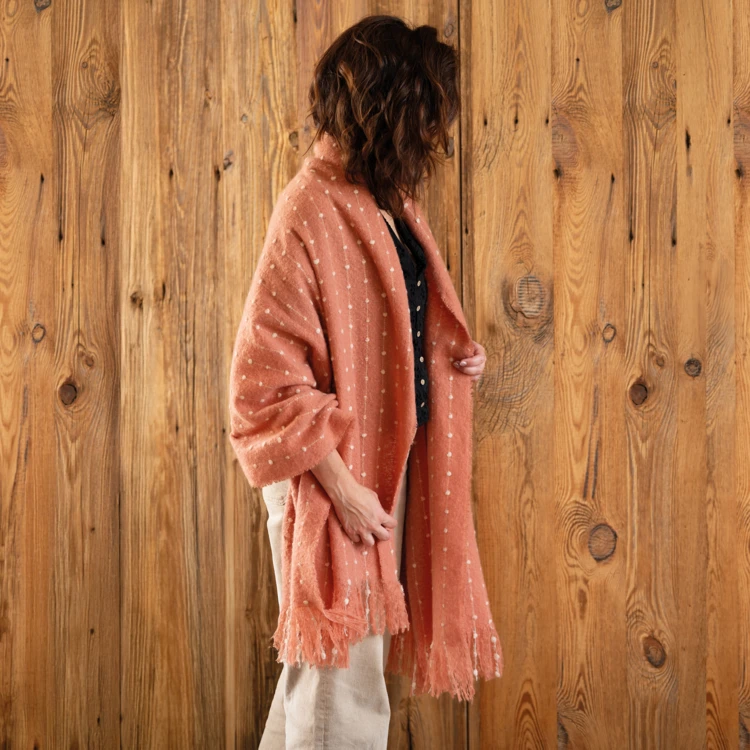 Bedloper / Gestippelde mohair stola