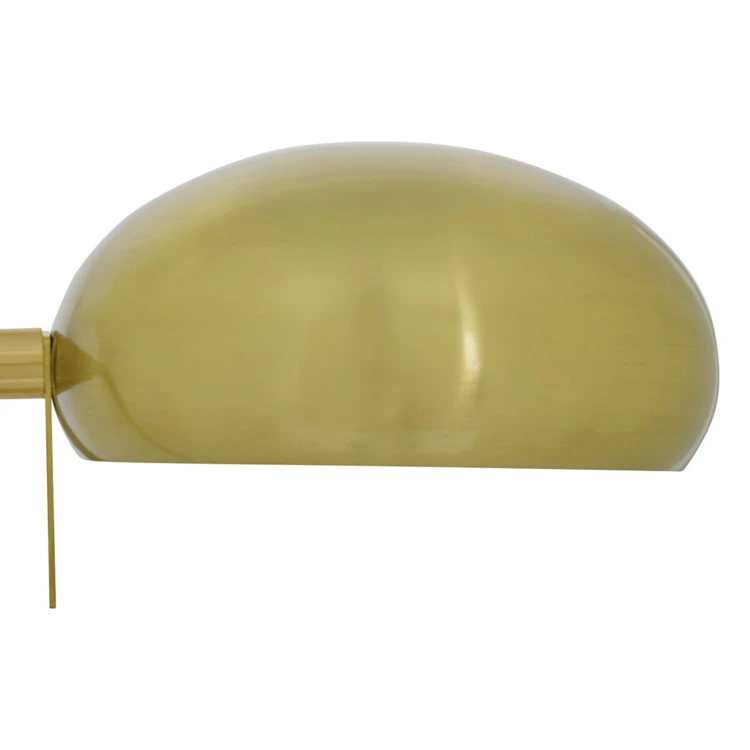 Candeeiro de mesa em metal com abajur arredondado