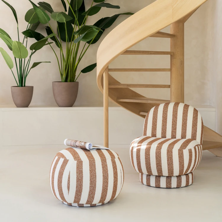 Pouf rond en tissu rayé