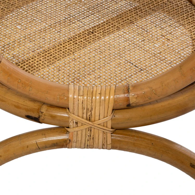 Runder Couchtisch aus Rattan mit Glasplatte