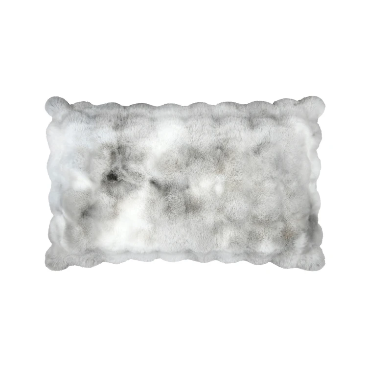 Coussin déhoussable imitation fourrure