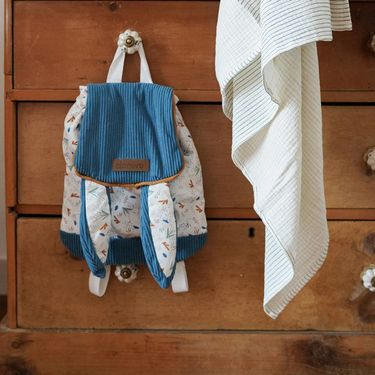 Sac à dos bébé avec bretelles réglables