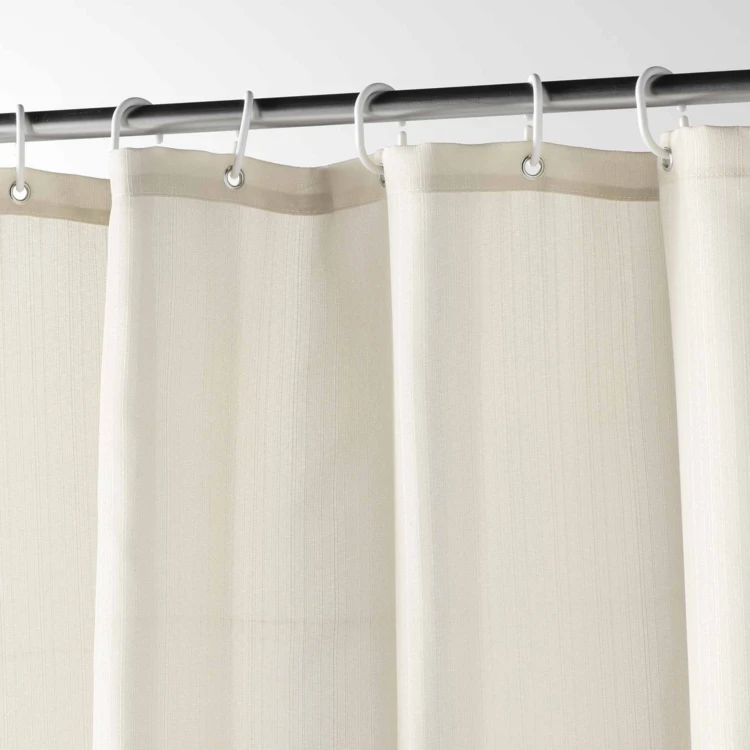 Cortina de duche simples com ganchos