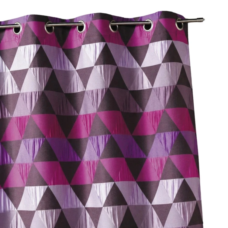 Cortina jacquard triangular