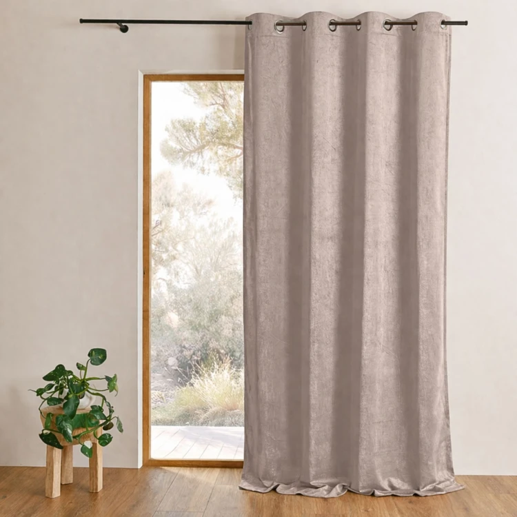 Rideau obscurcissant et isolant aspect velours
