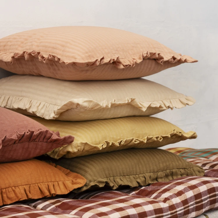 Housse de coussin 100% coton volant plat MADAM STOLTZ